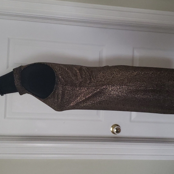 Nice shiny rosegold dress - Picture 2 of 4